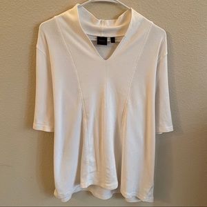 💙Like New💙 Rafaella V-Neck Mid sleeve Tee